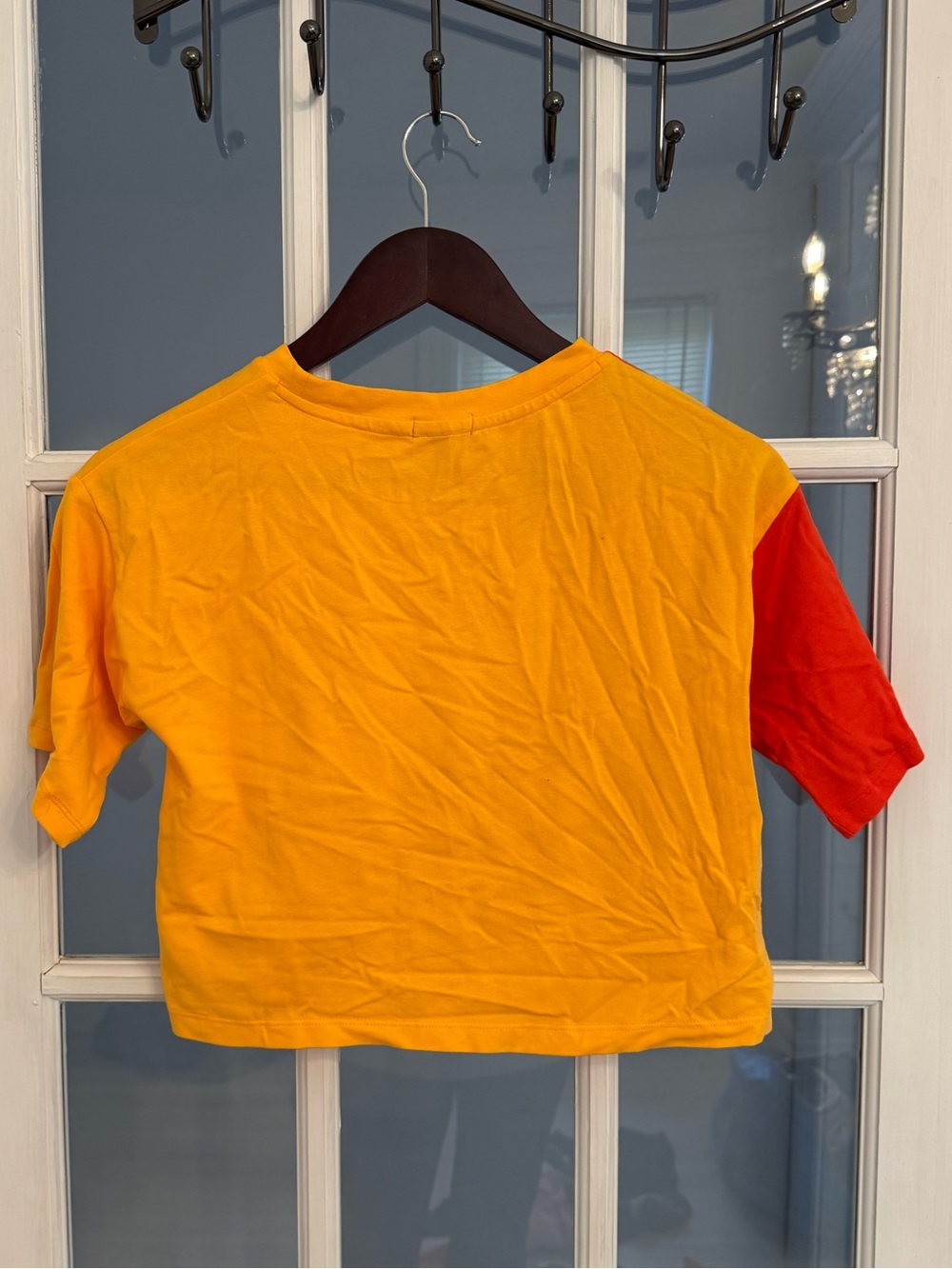 UNITED COLORS OF BENETTON Women’s Red & Yellow Color Block Short Sleeve Crop Top - Picture 2 of 5